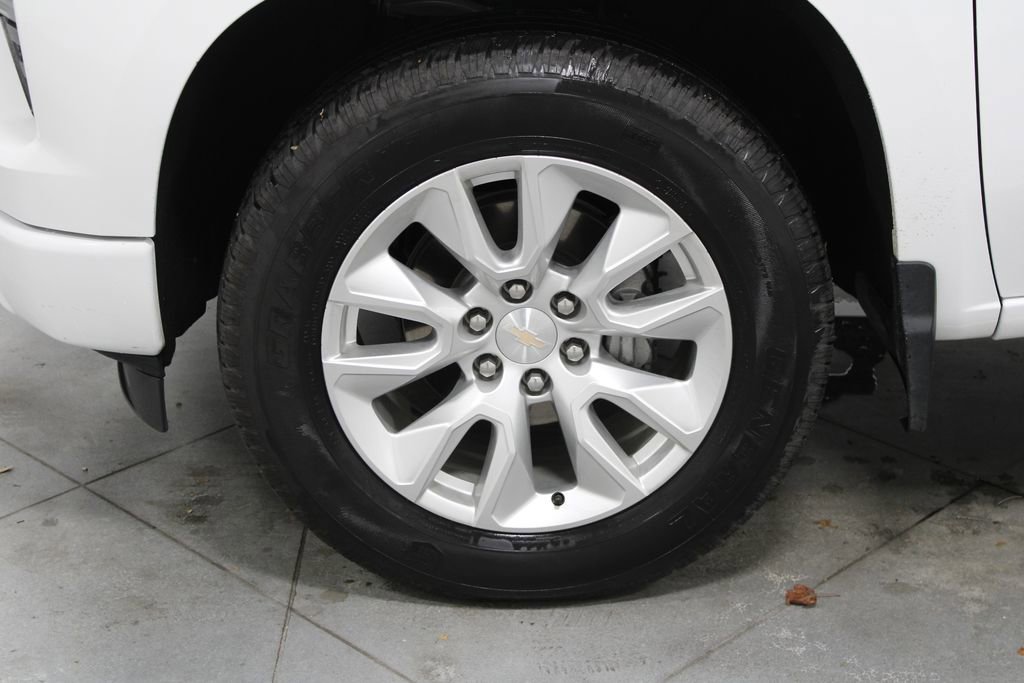 Used 2024 Chevrolet Silverado 1500 Custom image 19