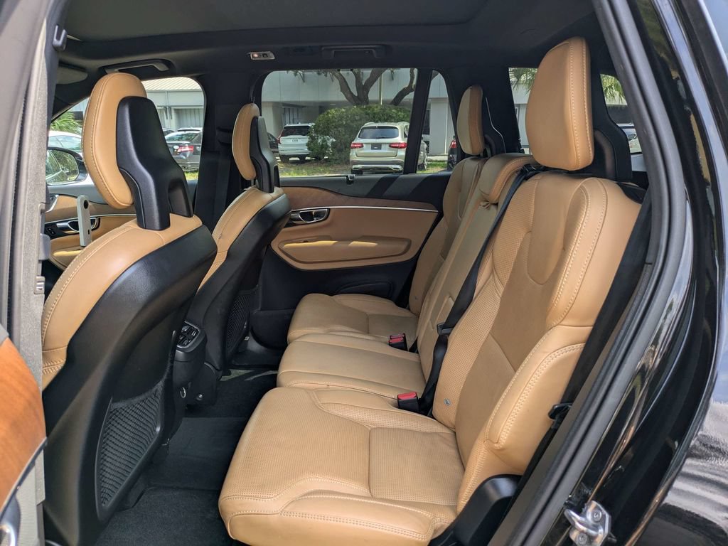 Used 2017 Volvo XC90 T6 Inscription w/ Vision Package AWD/4WD image 14