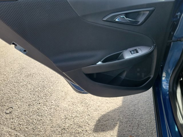 Used 2025 Chevrolet Malibu LT FWD image 17
