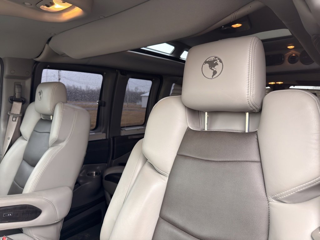 Used 2021 Chevrolet Express 2500 LS w/ Enhanced Convenience Package image 33