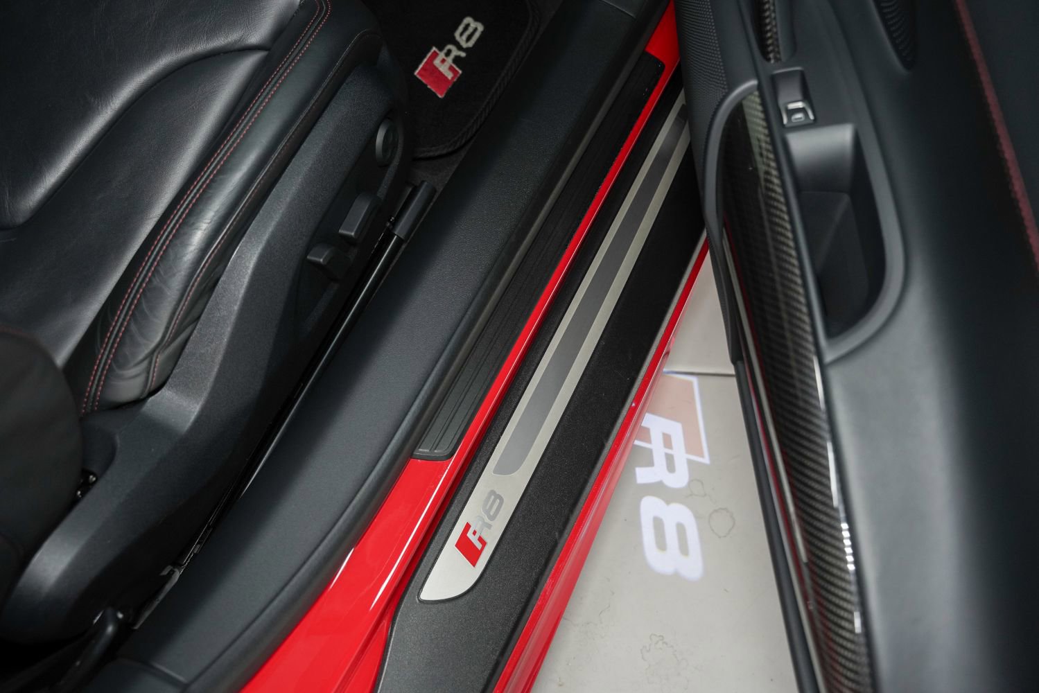 Used 2014 Audi R8 V10 AWD/4WD image 33
