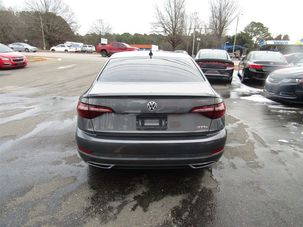 Used 2021 Volkswagen Jetta image 6