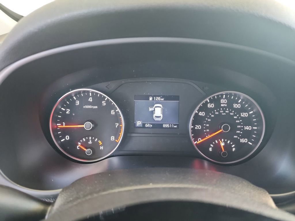 Used 2020 Kia Sportage LX image 11