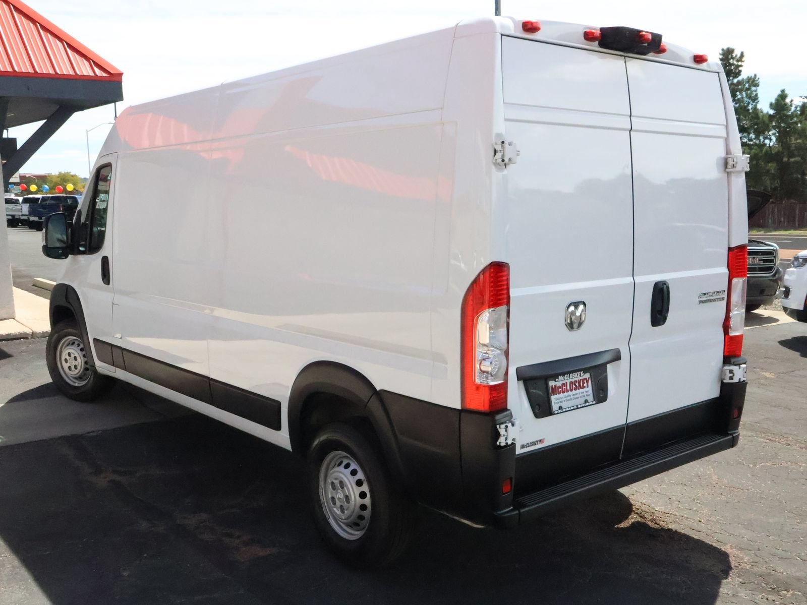 Used 2025 RAM ProMaster 2500 w/ Convenience Group FWD image 13