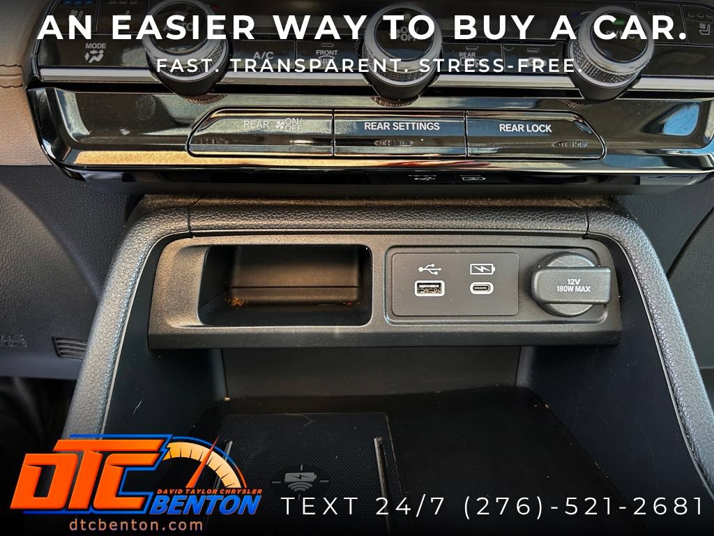Used 2023 Honda Pilot Elite image 19