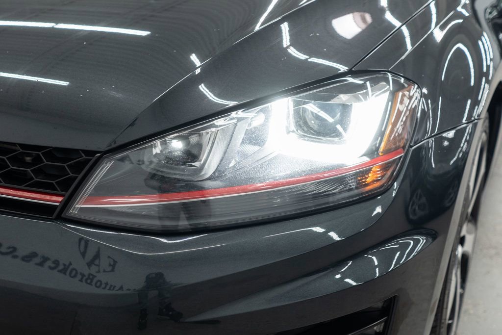 Used 2017 Volkswagen GTI Autobahn image 38