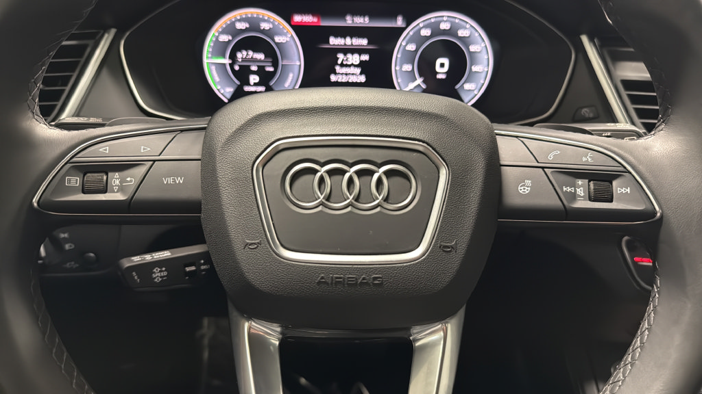 Used 2024 Audi Q5 e Premium Plus w/ Premium Plus Package AWD/4WD image 16