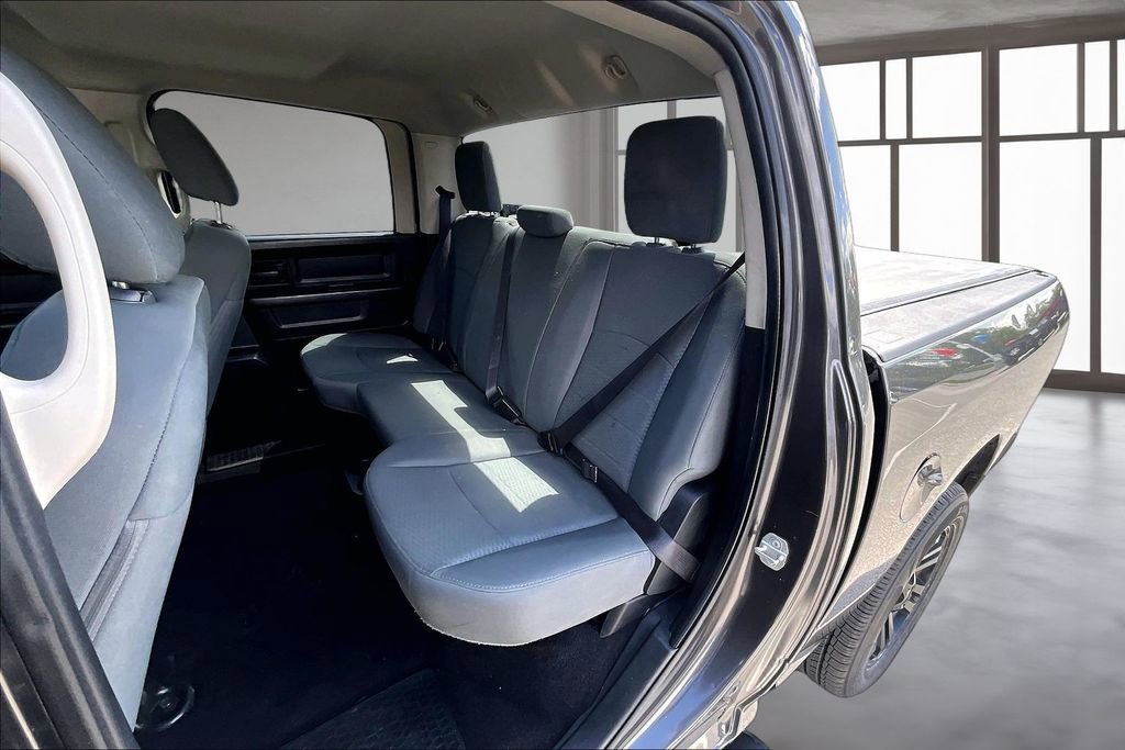 Used 2015 RAM 1500 Express AWD/4WD image 28