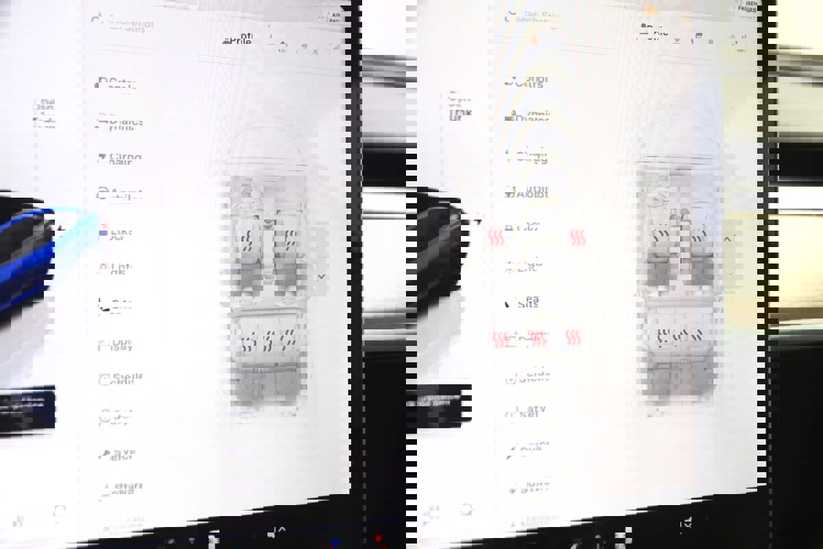 Used 2022 Tesla Model 3 Performance image 10