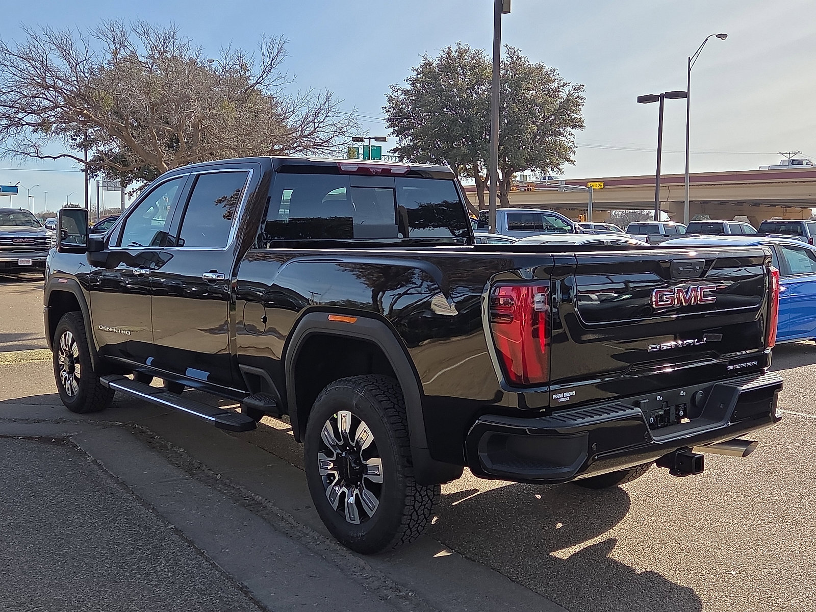 New 2026 GMC Sierra 2500 Denali w/ Denali Reserve Package image 3
