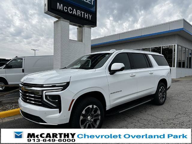 New 2026 Chevrolet Suburban LT w/ Comfort Package