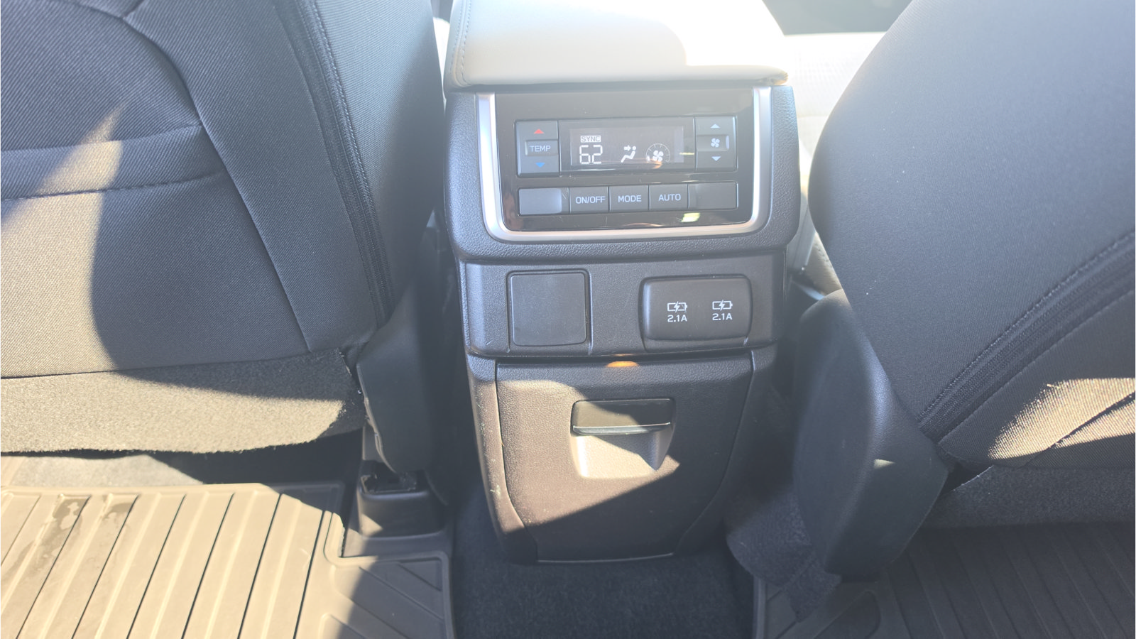 Used 2021 Subaru Ascent Premium w/ Convenience Package AWD/4WD image 22