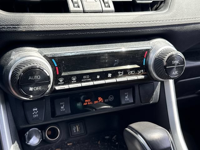 Certified 2023 Toyota RAV4 XLE Premium AWD/4WD image 33