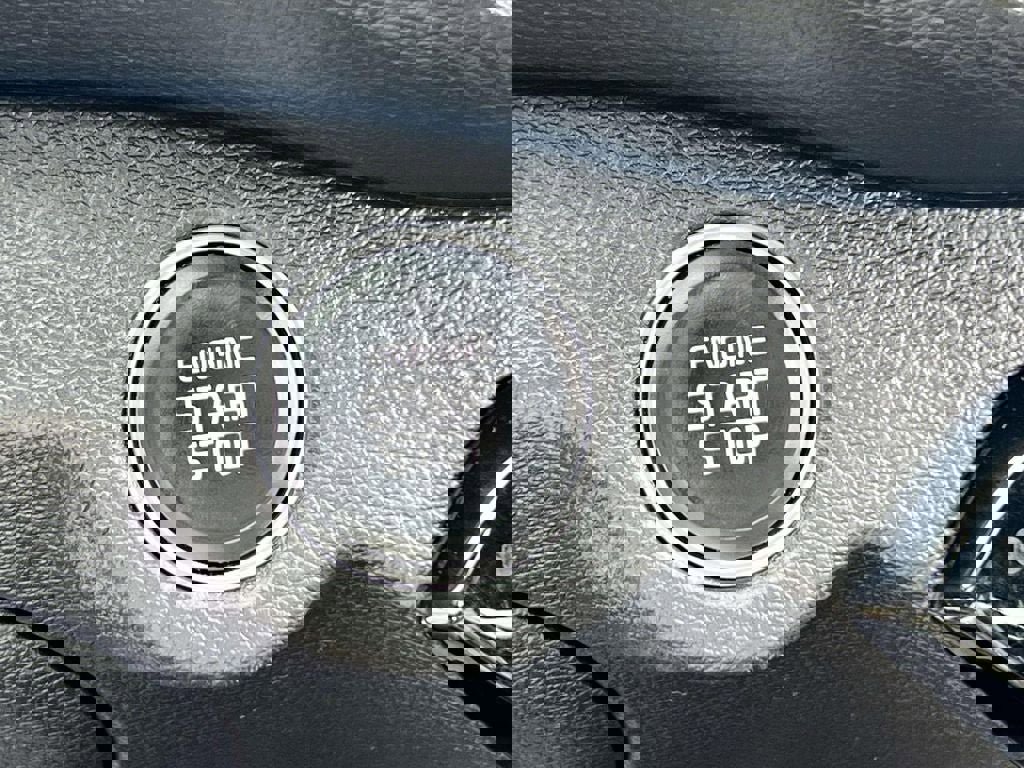 Used 2023 Kia Forte GT image 24