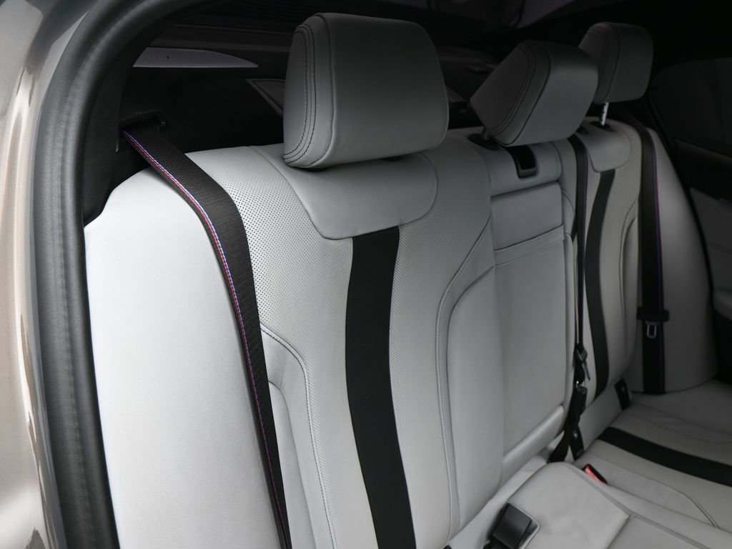 Used 2023 BMW M5 w/ Competition Package image 39