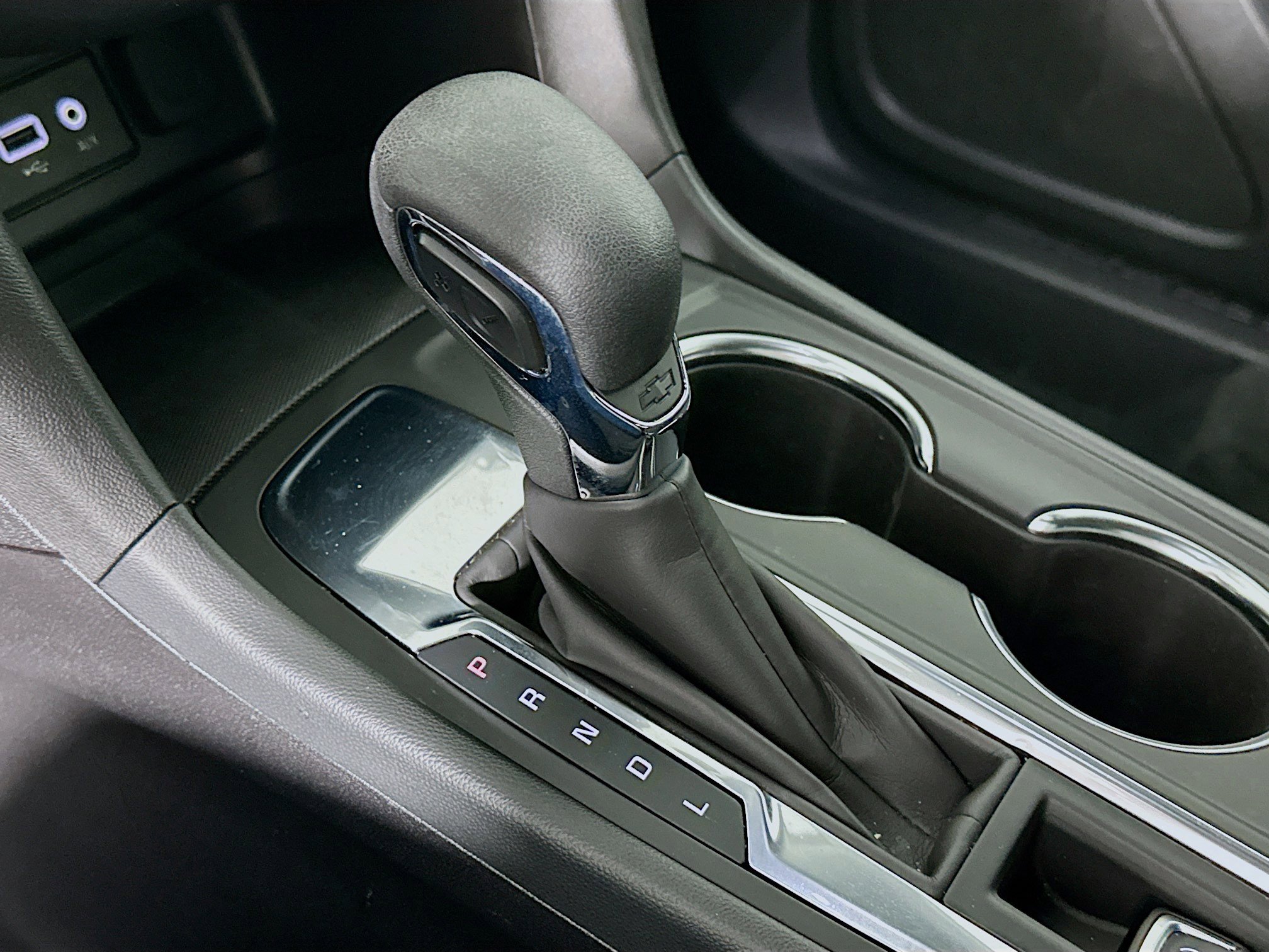 Used 2024 Chevrolet Equinox LT w/ LPO, Floor Liner Package image 25