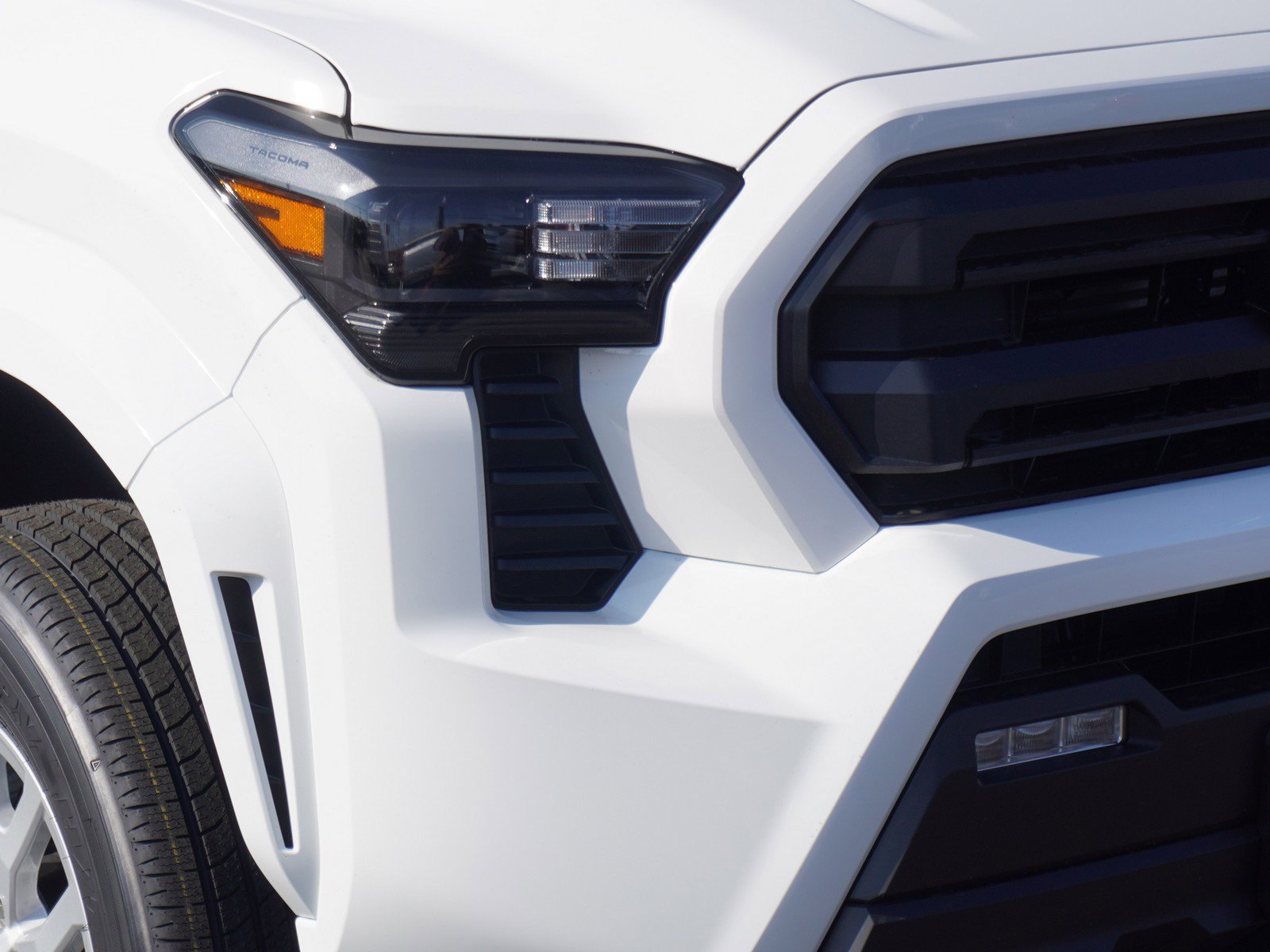 New 2026 Toyota Tacoma SR5 image 3