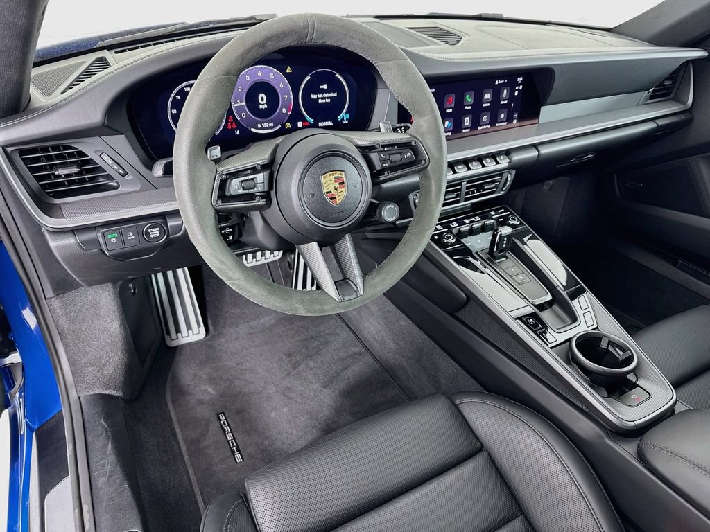 Certified 2025 Porsche 911 Carrera S RWD image 4