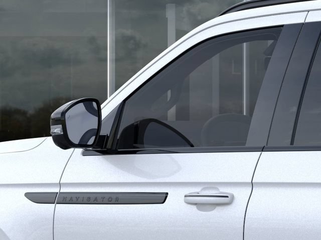 New 2026 Lincoln Navigator Reserve w/ Jet Appearance Package AWD/4WD image 20