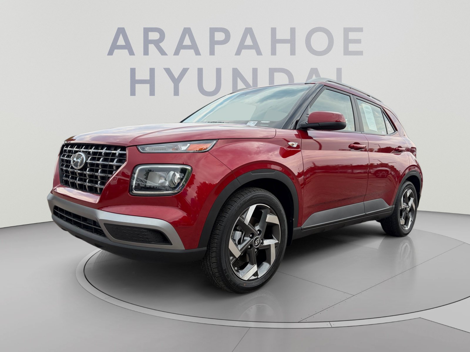Used 2025 Hyundai Venue SEL FWD image 1