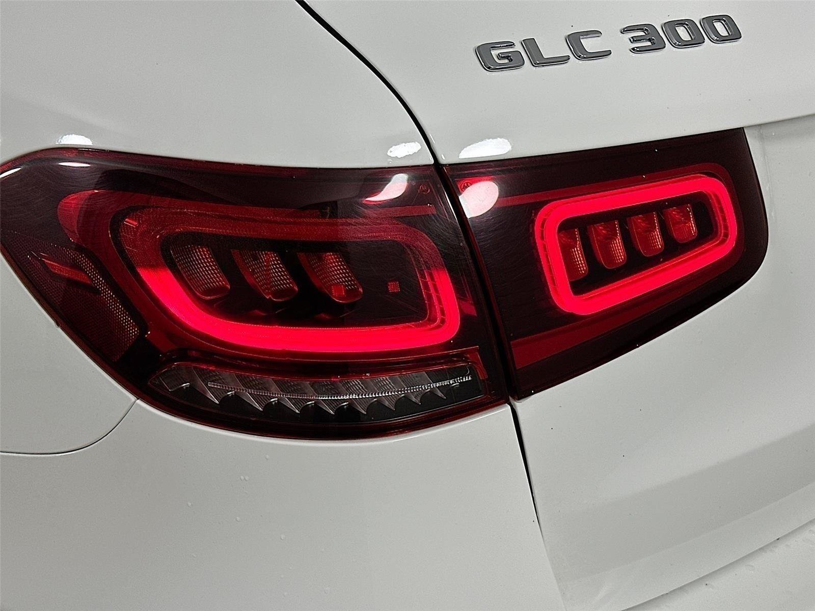 Certified 2022 Mercedes-Benz GLC 300 4MATIC image 9