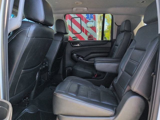 Used 2018 Chevrolet Suburban LS RWD image 13