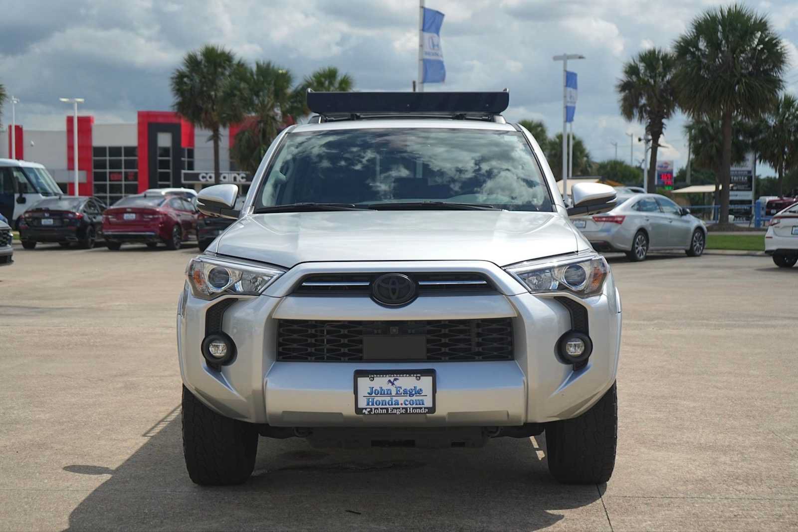Used 2023 Toyota 4Runner SR5 Premium w/ Moonroof Package RWD image 6
