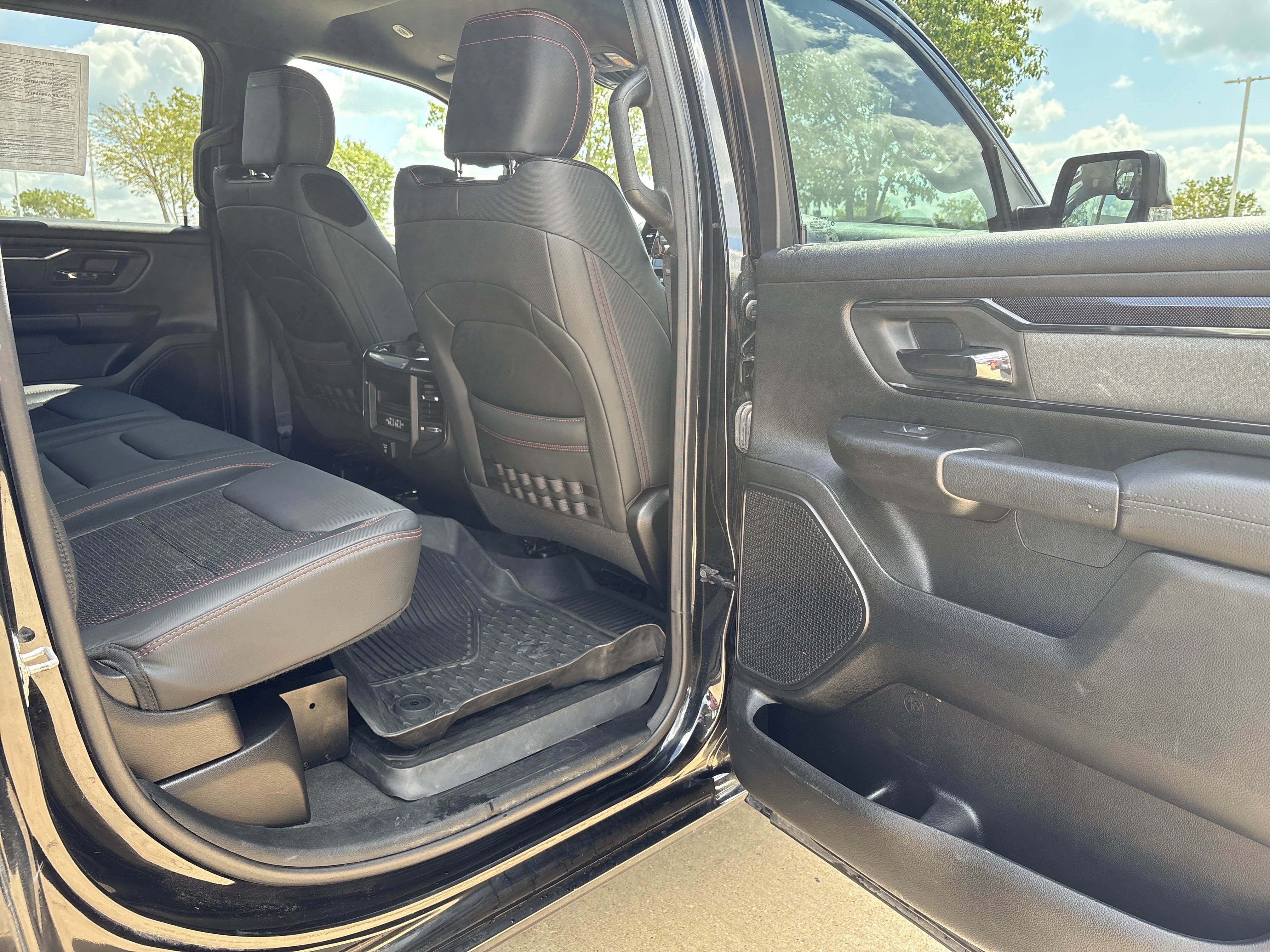 Used 2022 RAM 1500 Big Horn w/ Built-to-serve Edition AWD/4WD image 17