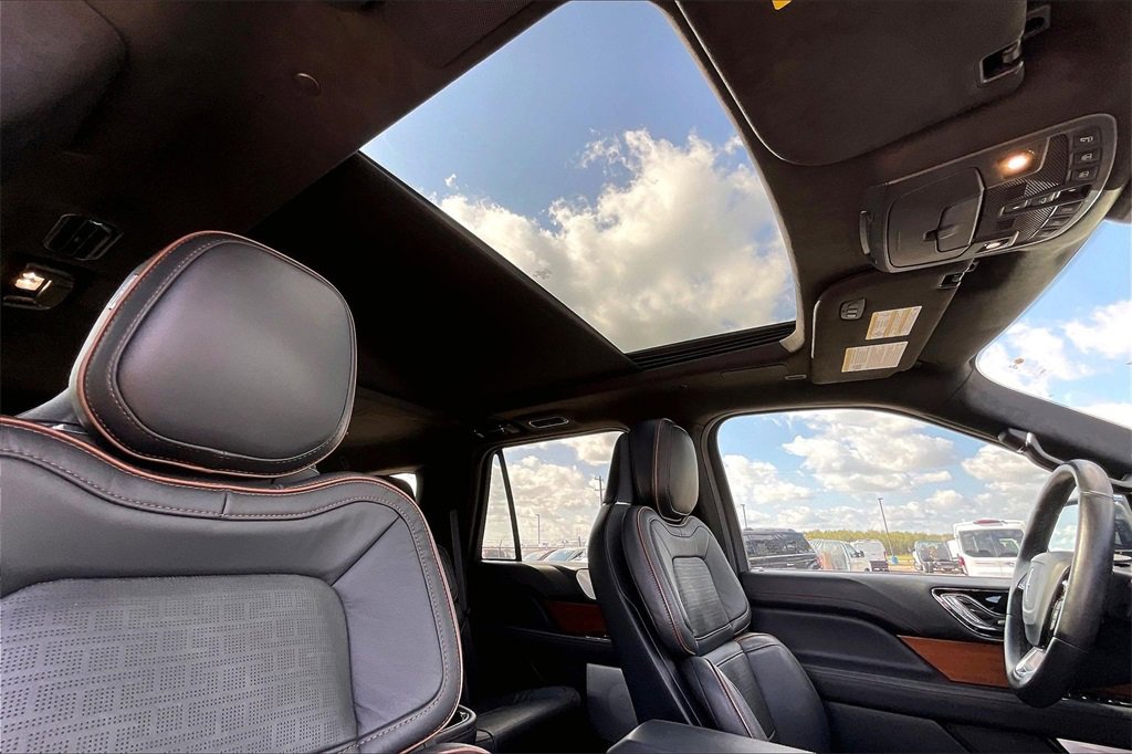 Used 2023 Lincoln Navigator Black Label image 28