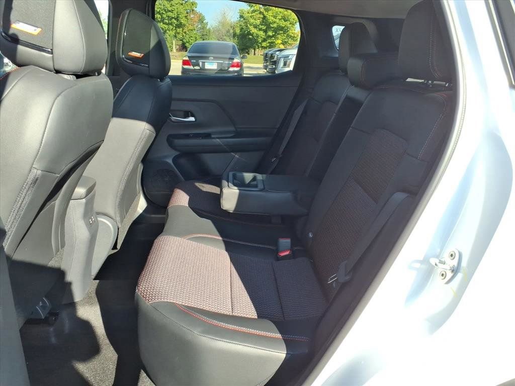 New 2026 Nissan Kicks SR w/ SR Premium Package image 29