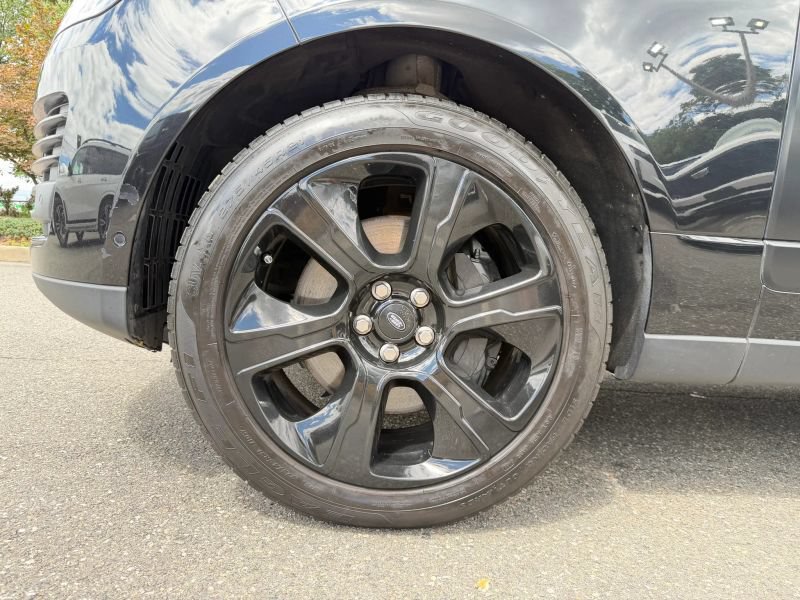 Used 2018 Land Rover Range Rover Supercharged AWD/4WD image 39