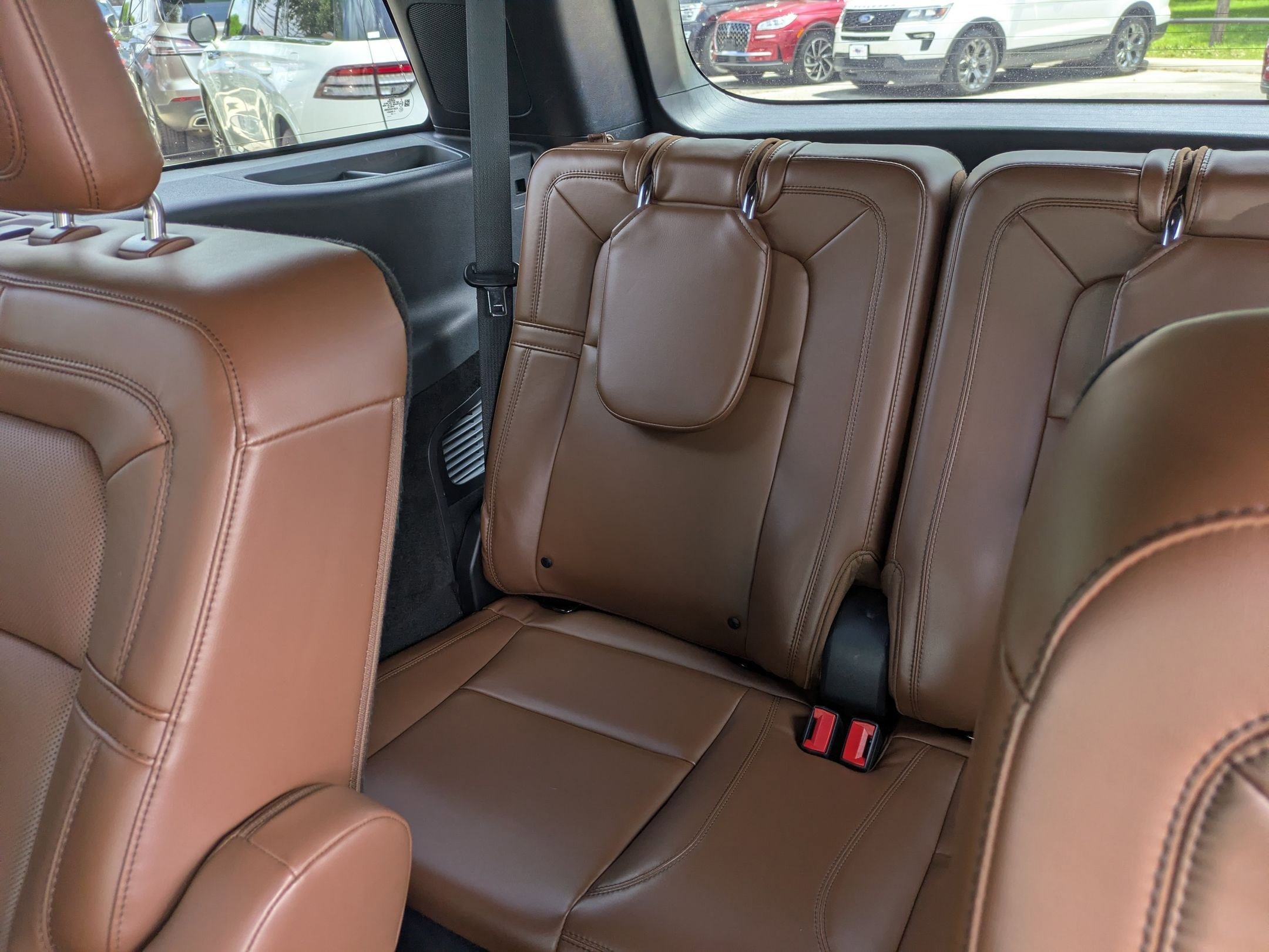 Used 2021 Lincoln Aviator Reserve w/ Equipment Group 208A image 14