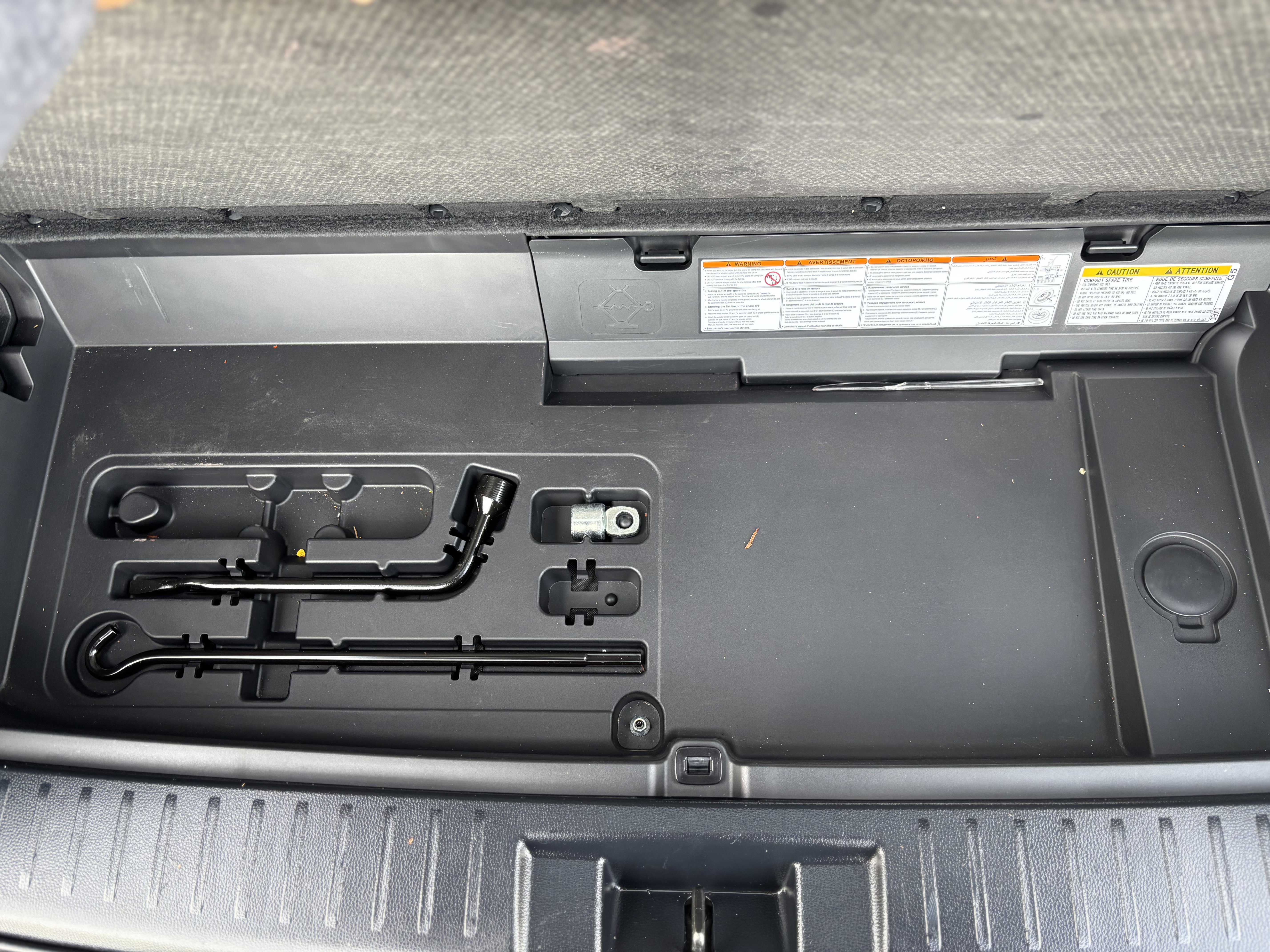 Used 2021 Toyota Highlander XSE image 12