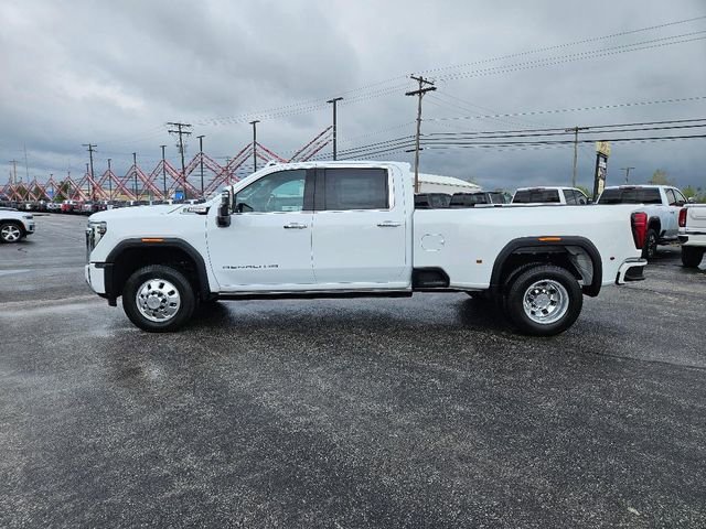 Used 2026 GMC Sierra 3500 Denali w/ Denali Reserve Package AWD/4WD image 10