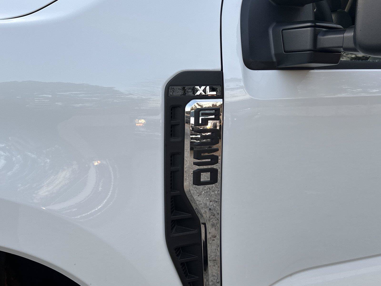 New 2025 Ford F350 XL w/ XL Chrome Package AWD/4WD image 15