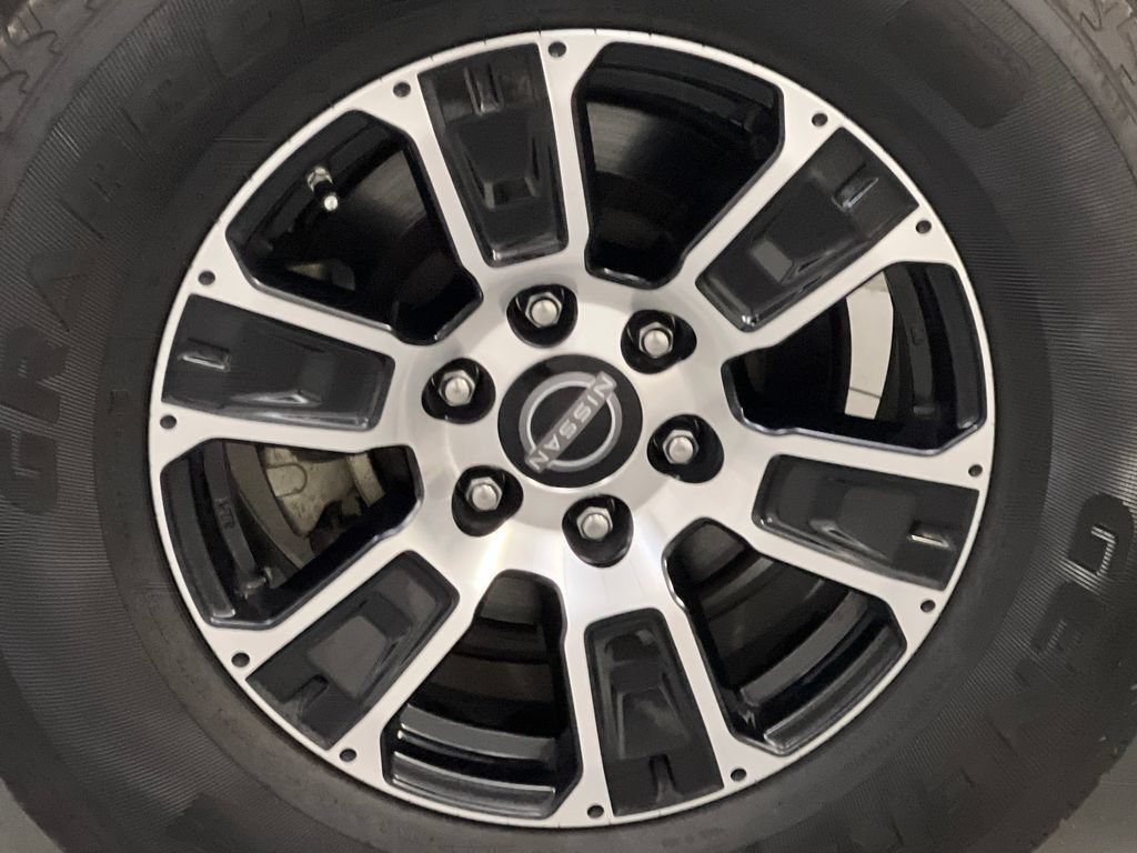 Used 2024 Nissan Titan SV w/ SV Convenience Package AWD/4WD image 72