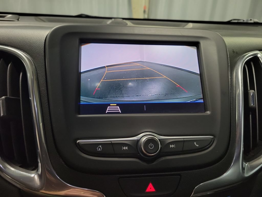 Used 2021 Chevrolet Equinox LT FWD image 16