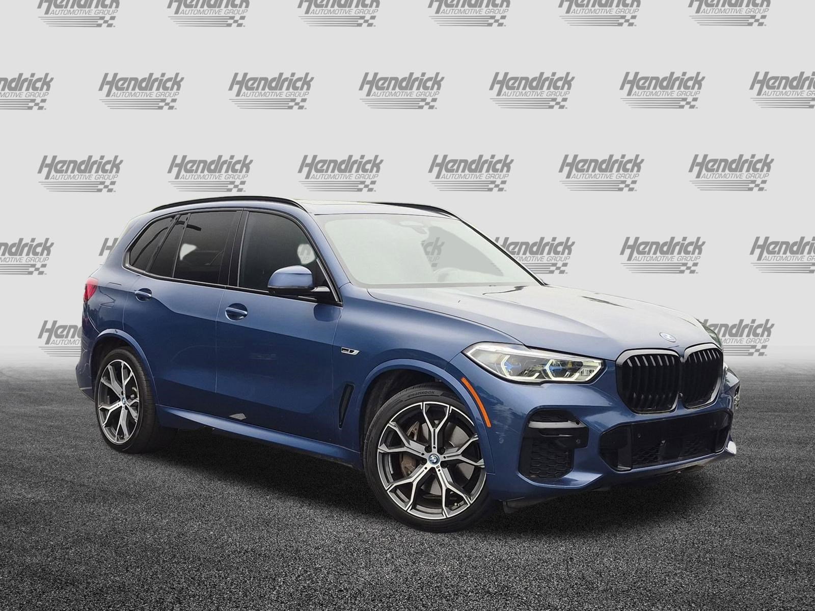 Used 2023 BMW X5 xDrive45e w/ Executive Package AWD/4WD image 2