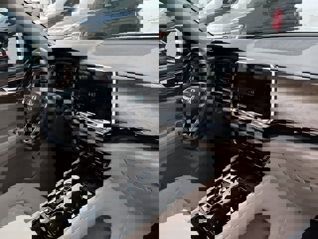 New 2026 Volkswagen Atlas SE FWD image 22