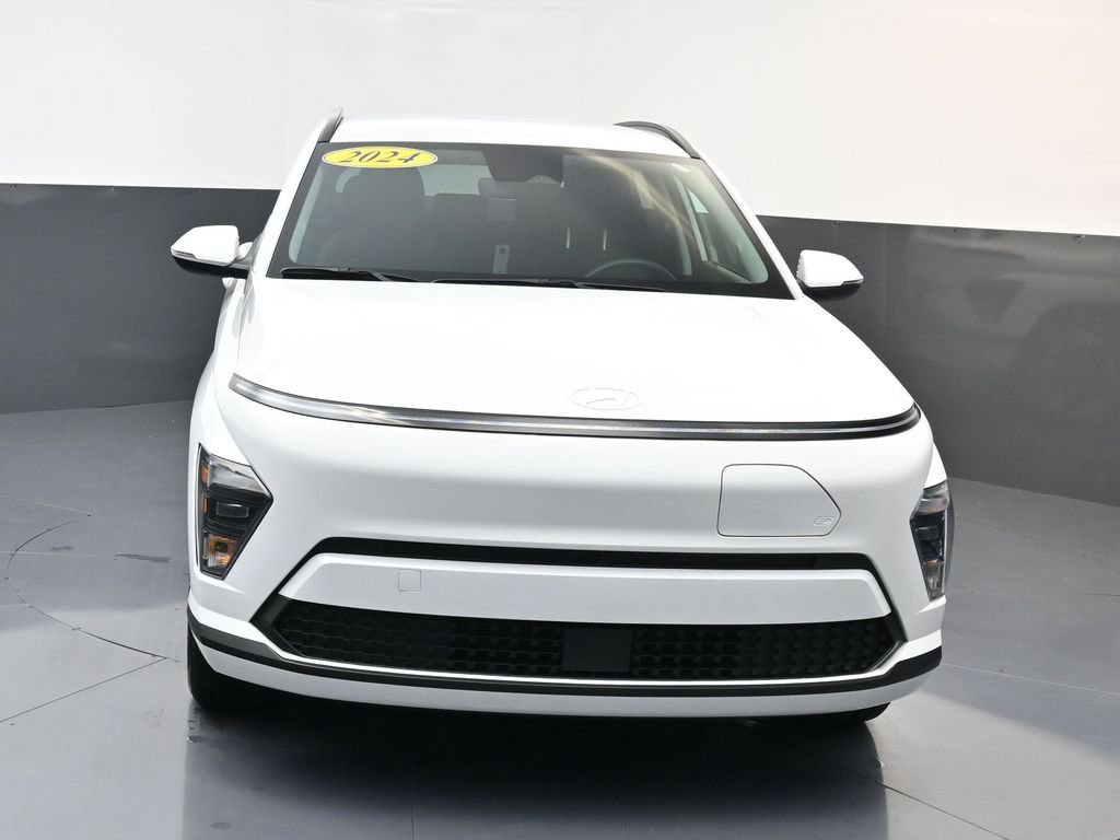Certified 2024 Hyundai Kona SEL image 9