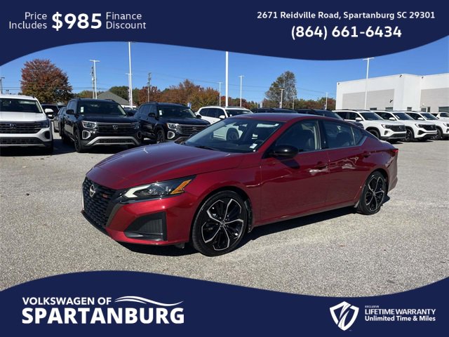 Used 2023 Nissan Altima 2.5 SR video 3