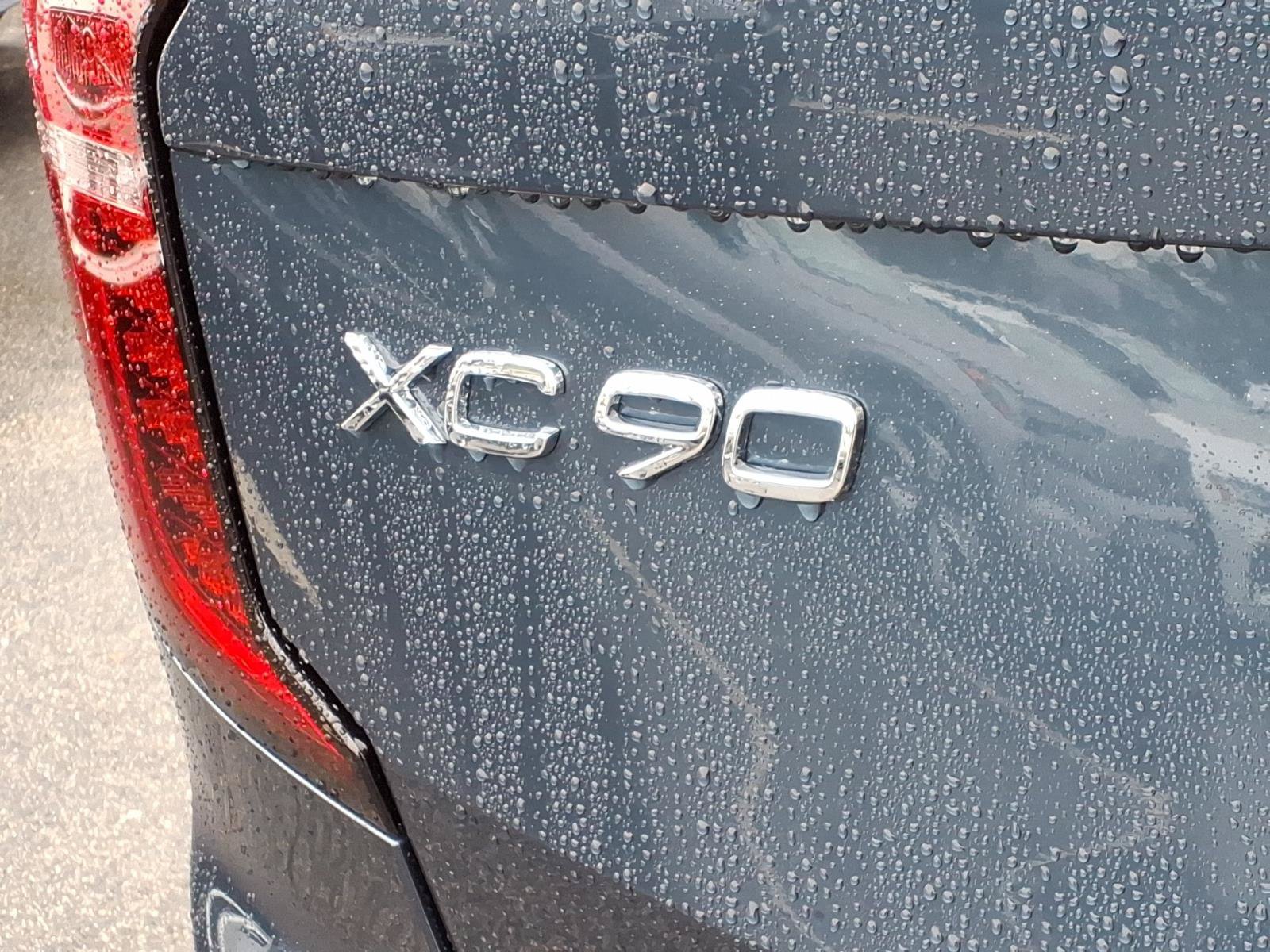 New 2026 Volvo XC90 B6 Plus w/ Protection Package Premier AWD/4WD image 5