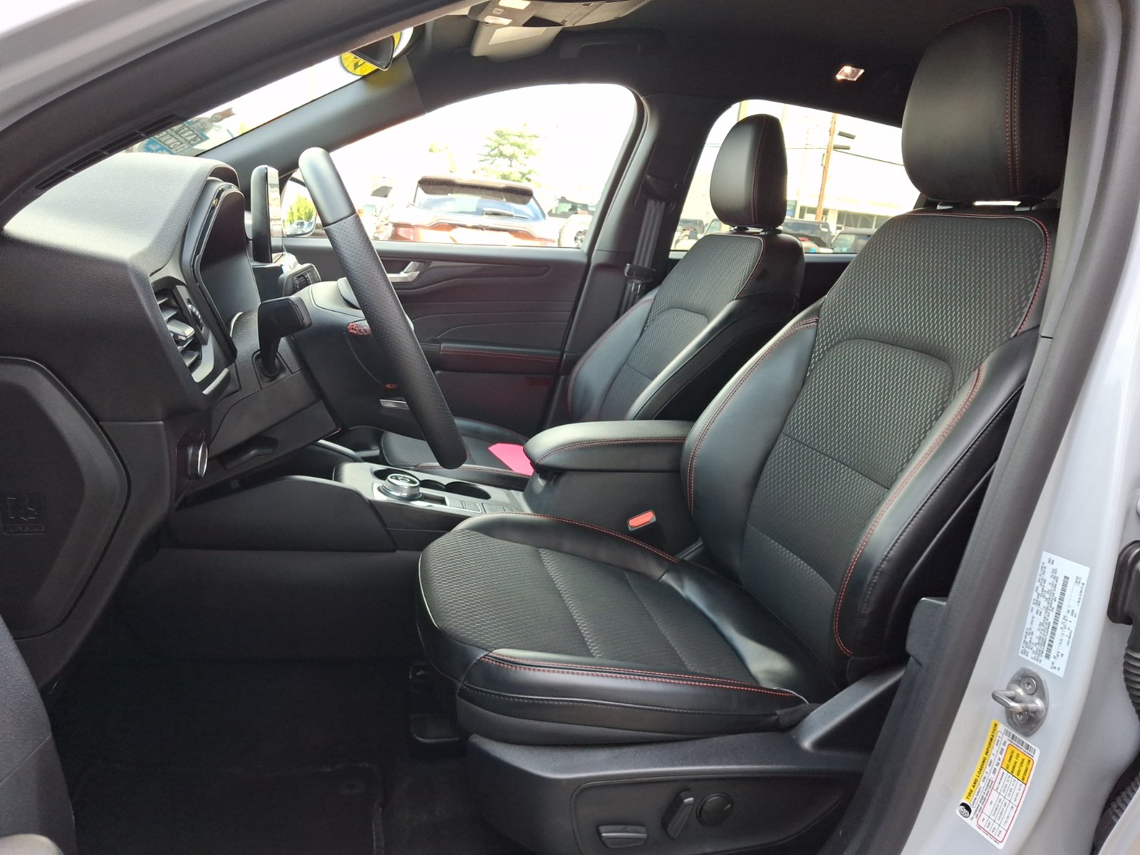 Used 2026 Ford Escape ST-Line AWD/4WD image 15