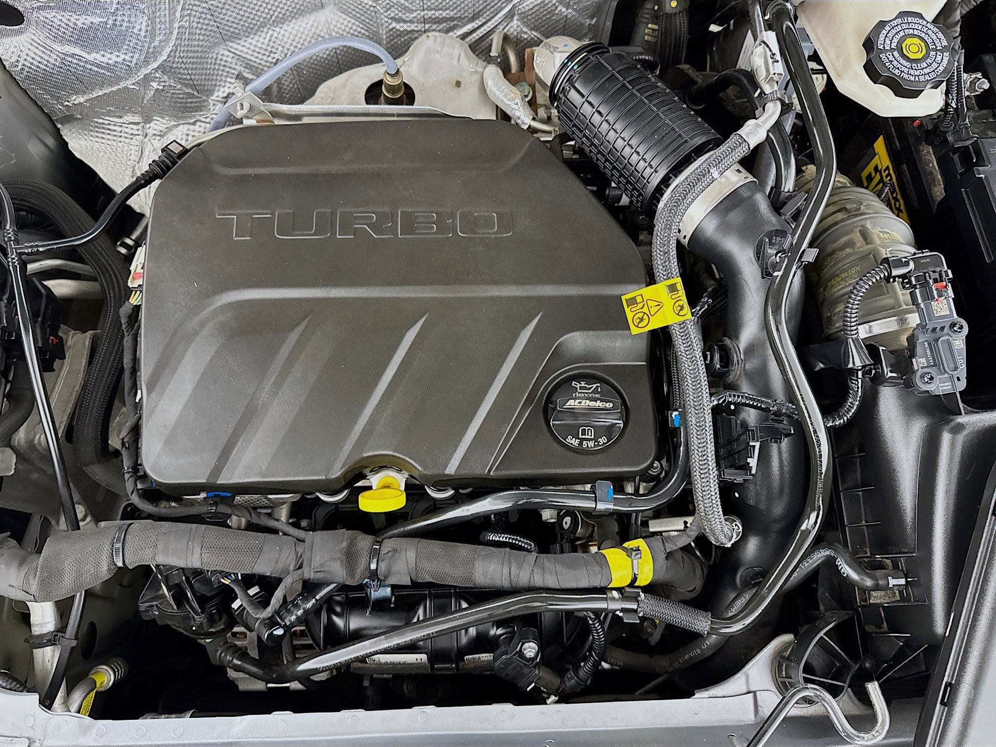 Used 2024 Chevrolet Trax RS w/ Sunroof Package FWD image 37