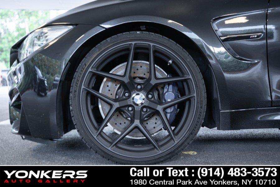 Used 2017 BMW M3 RWD image 17