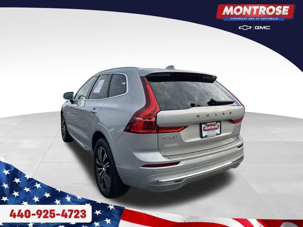 Used 2022 Volvo XC60 B5 Inscription image 3