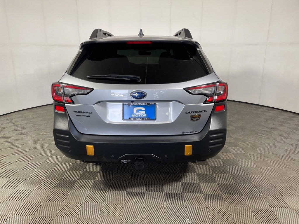 Used 2025 Subaru Outback Wilderness AWD/4WD image 6