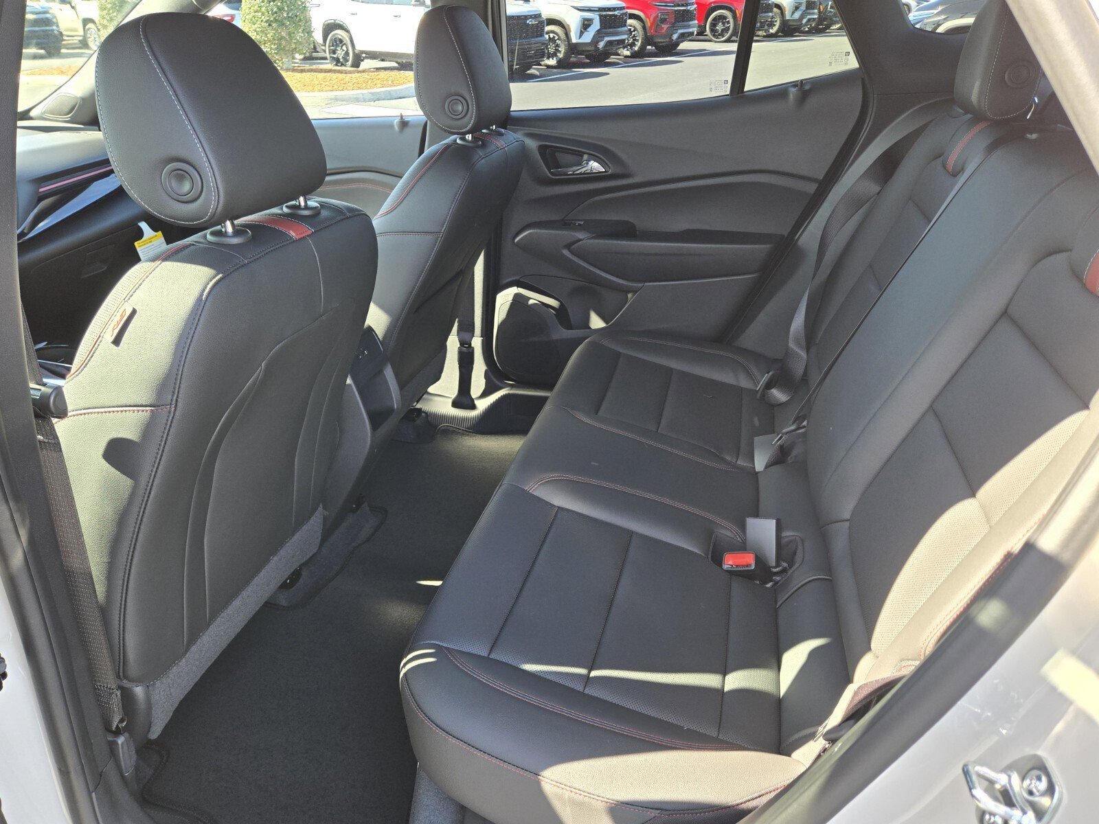 New 2026 Chevrolet Trax RS w/ Sunroof Package image 5