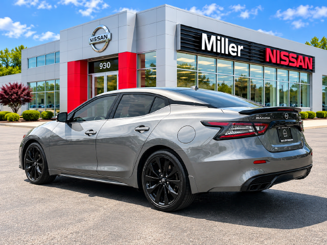 Certified 2023 Nissan Maxima SR w/ Sport Mat Group FWD image 4