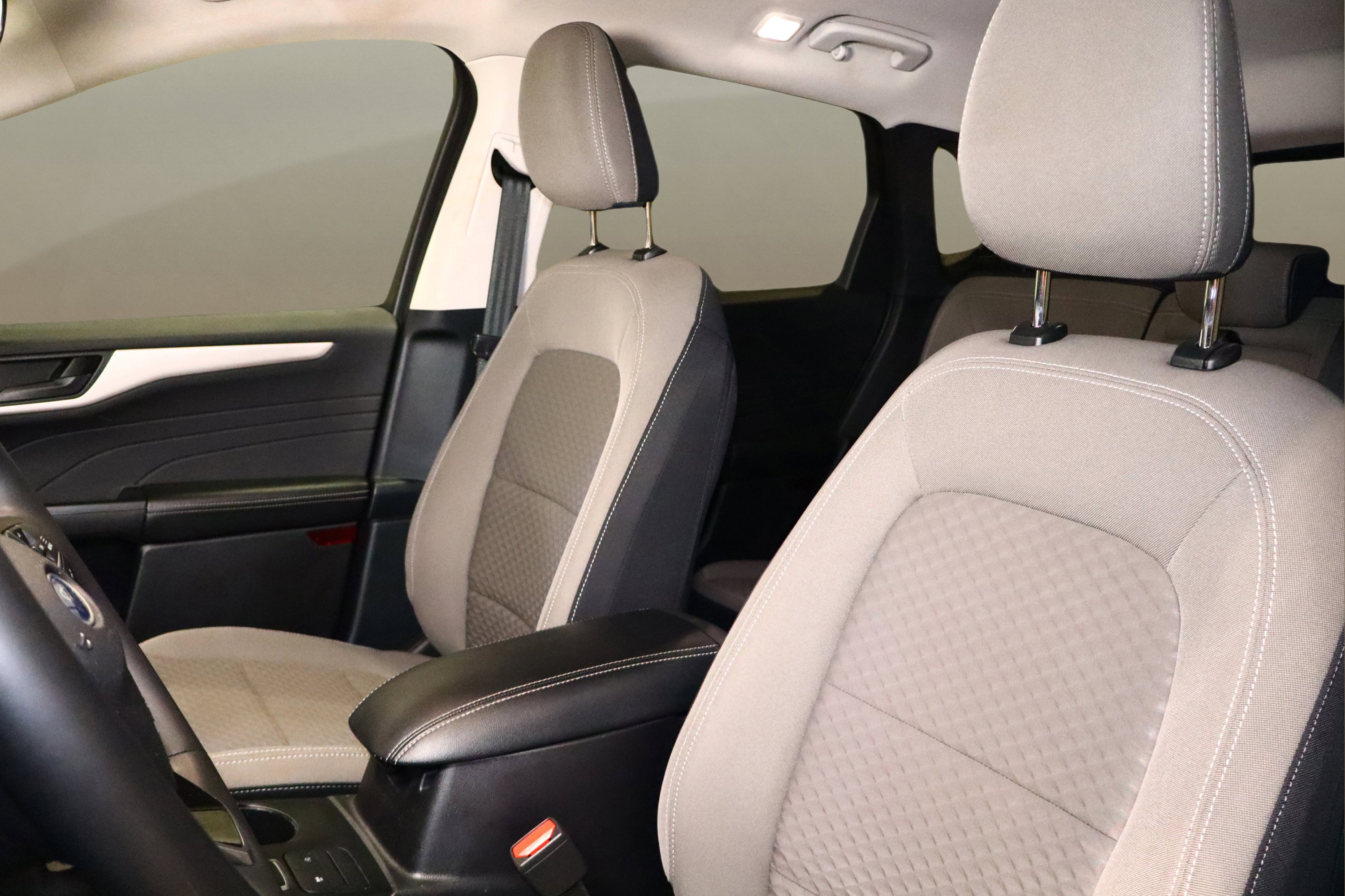 Used 2022 Ford Escape SE w/ Convenience Package image 15